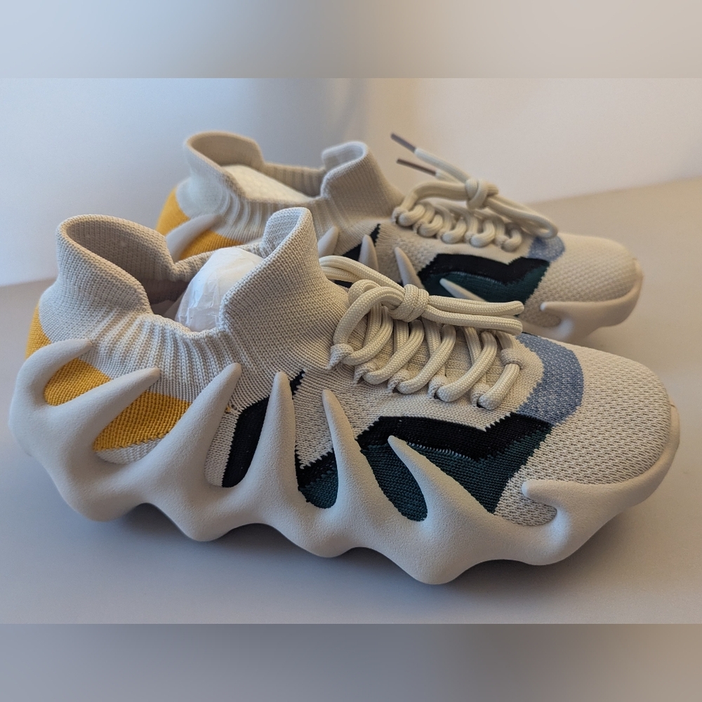 Octopus Coconut Women's Creamy White Summer Shoes. Size 8 US (39 EU)